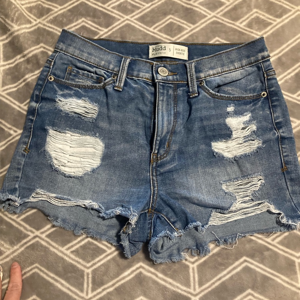 MUDD distressed jean shorts. Good condition,Sz 7